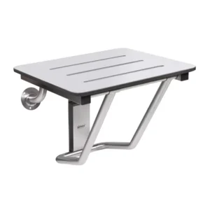 Siège de douche PMR pliable avec assise en phénolique noir/bois et structure inox robuste.