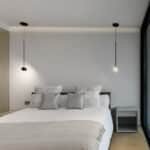 Suspension noire LED design Invisible 77,3cm