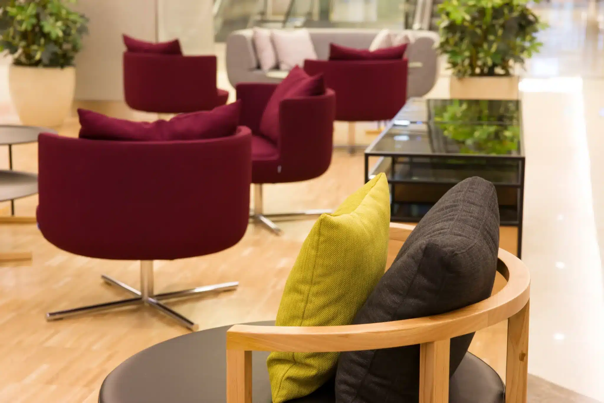 Mobilier de chambre d’hôtel professionnel avec équipements hôteliers